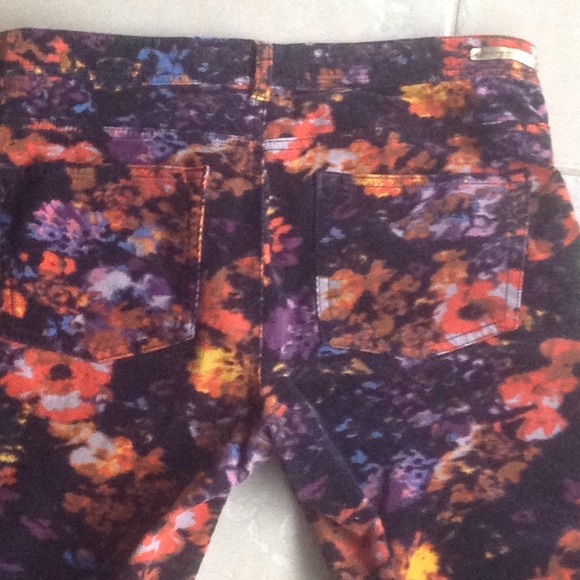 Pants - Picture 5 of 5